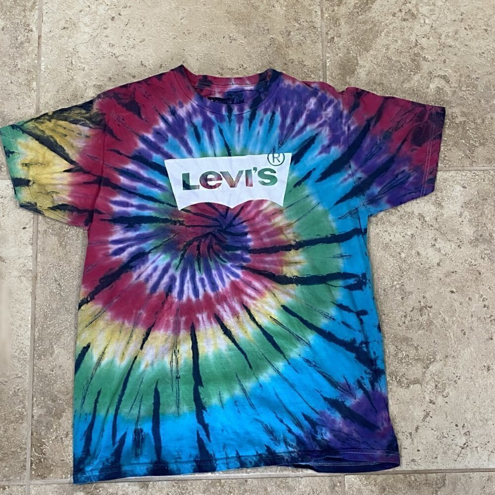 Levi's Brand Tie Dye T-Shirt